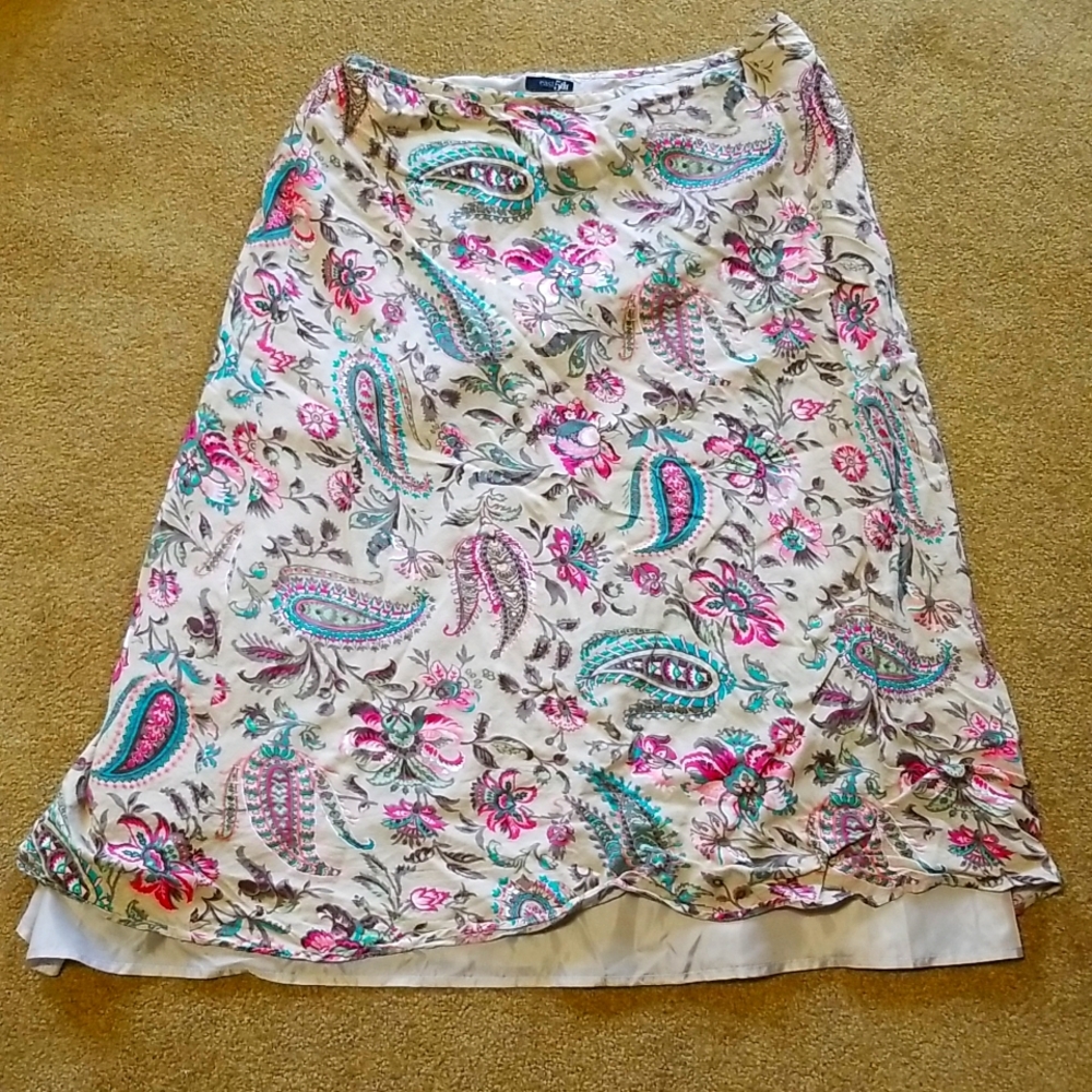 Midi length skirt